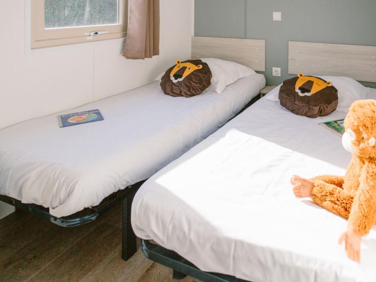 mobil-home cosy chambre 2 lits