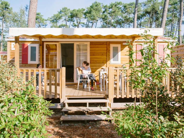 mobil-home cosy terrasse