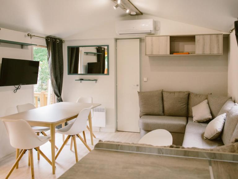 cottage premium salon