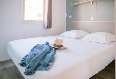 mobil-home cosy chambre principale